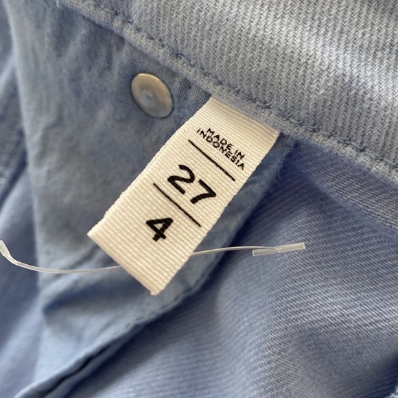 Loft Curvy High Rise Frayed Denim Cut Off Shorts Size 27 - Picture 6 of 10